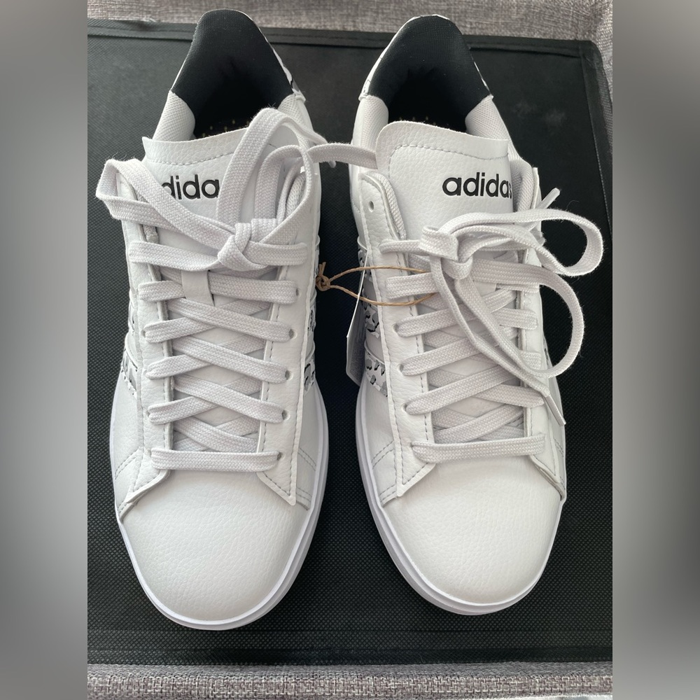 ‼️SOLD‼️ NIB Women Adidas Metallic Animal Print Tennis Sneakers Size 6 - Picture 9 of 9